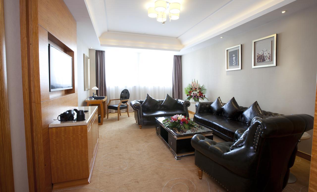 Friend Hotel Shanghai Exterior foto